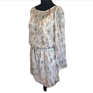 White House Black Market Stunner